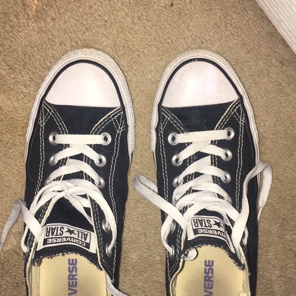 Black and white all star converse